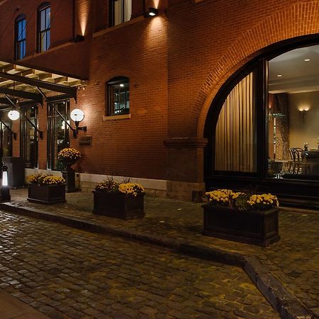 The Charmant Hotel La Crosse Exterior foto