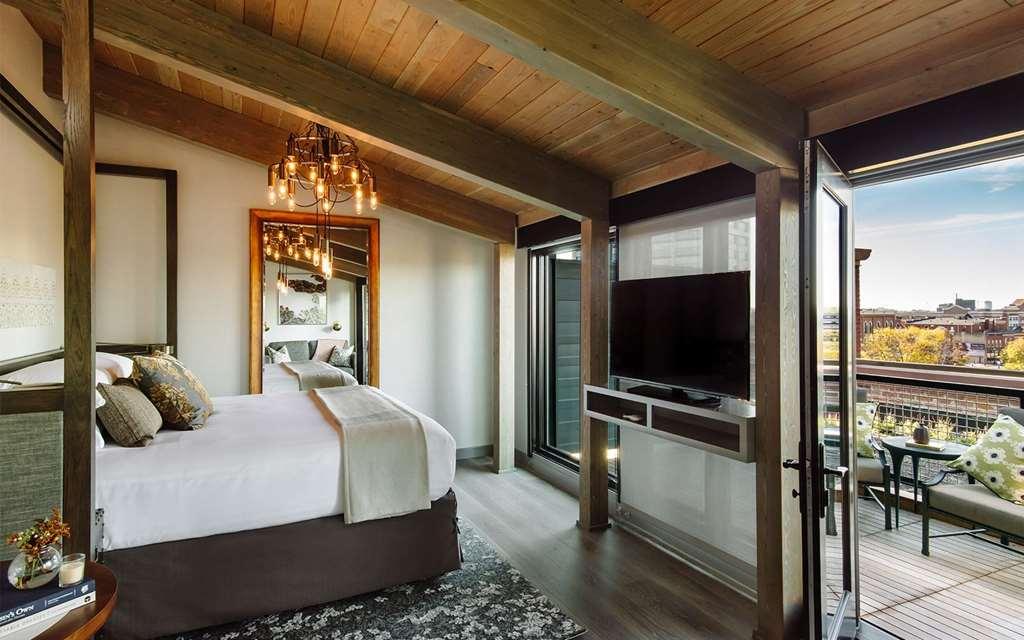 The Charmant Hotel La Crosse Habitación foto